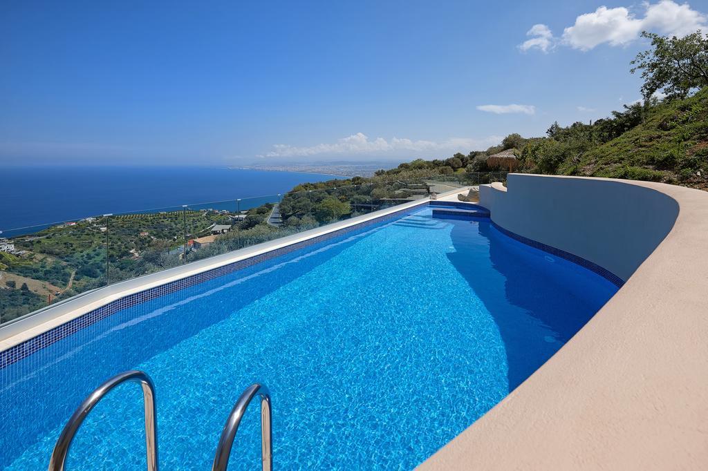 Villa Omikron Rodhia  Экстерьер фото